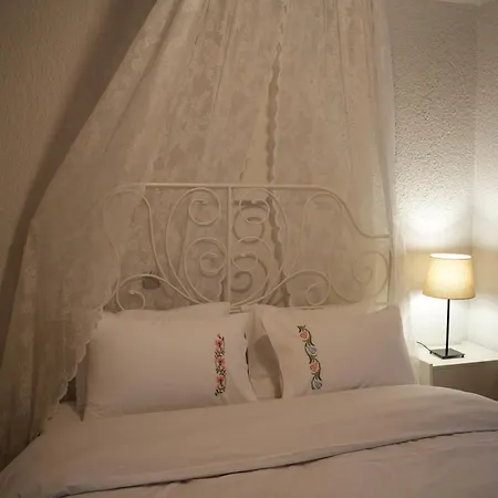 - Downtown Exclusive Apartment *