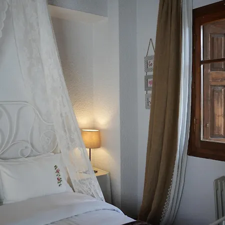 - Downtown Exclusive * Arachova