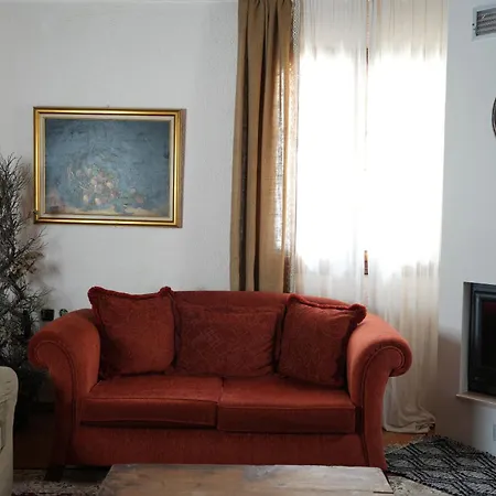 - Downtown Exclusive *